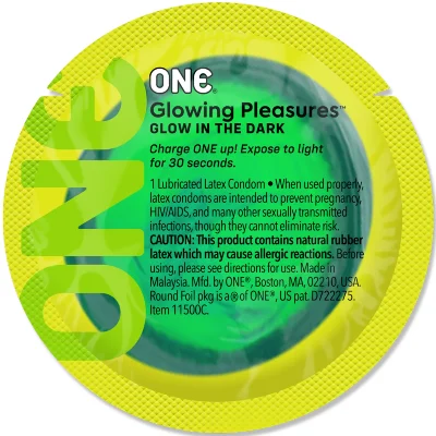 Презерватив ONE Glowing Pleasures, 1 шт, світиться в темряві, зі змазкою