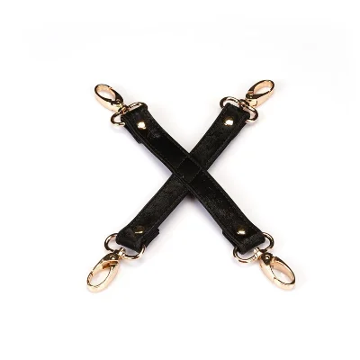 Хрестовина для фіксації Liebe Seele Boudoir Amor Pink Hogtie Black, на карабінах