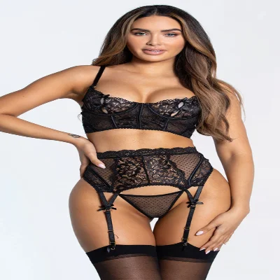 Интимный кружевной комплект из бюстье и трусиков с цветочным принтом S/M