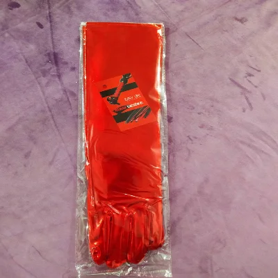 Перчатки для роскошной леди красные S/L