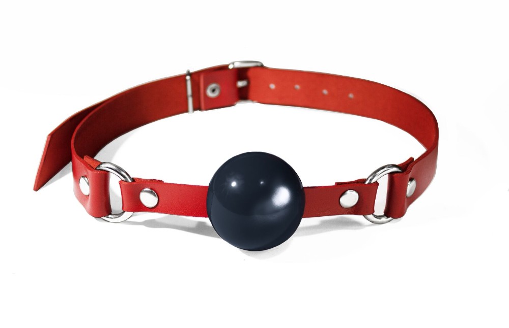 Кляп силіконовий Feral Feelings Silicon Ball Gag Red/Black, червоний ремінець, чорна кулька - зображення 1