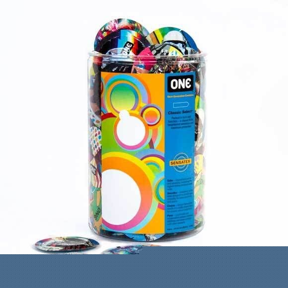 Набір презервативів ONE Classic Select Artist Collection, 100 шт, зі змазкою, паковання-тубус - зображення 1