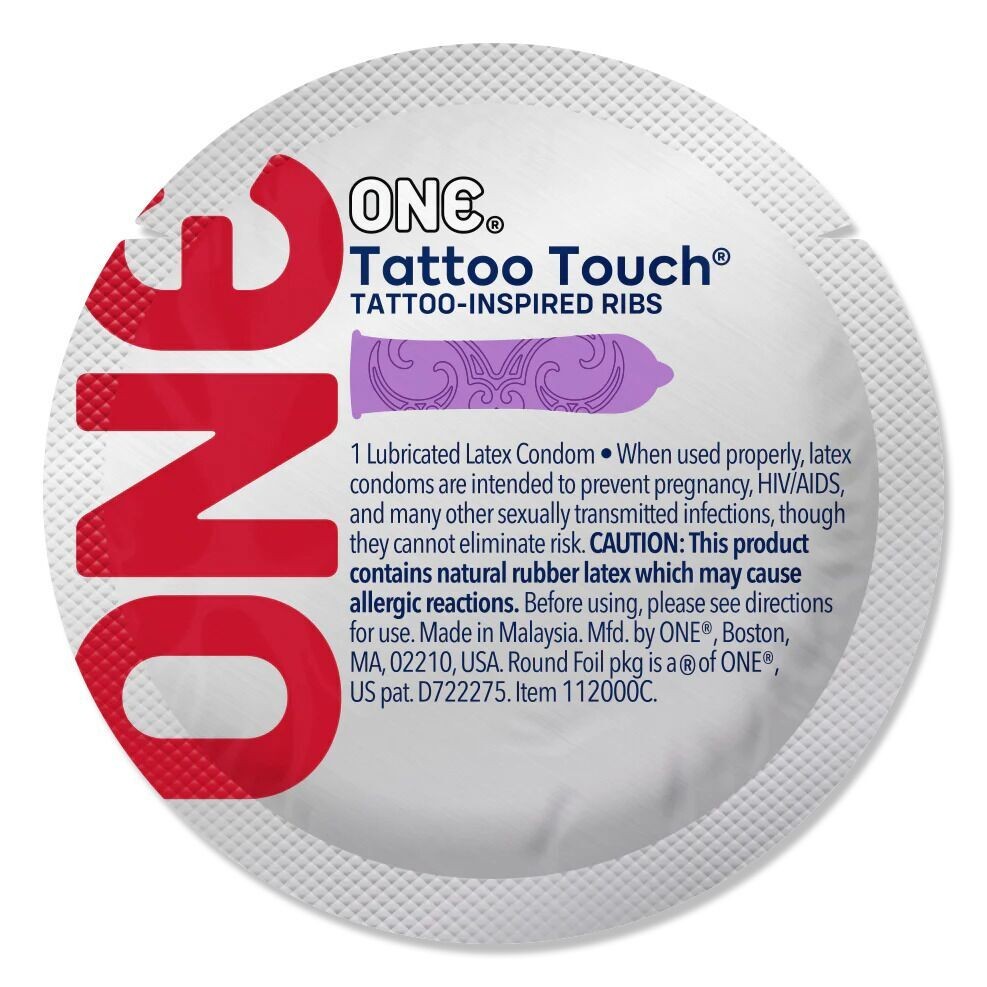 Презерватив ONE Tattoo Touch Purple, 1 шт, фіолетовий з рельєфом у вигляді татуювання - зображення 1