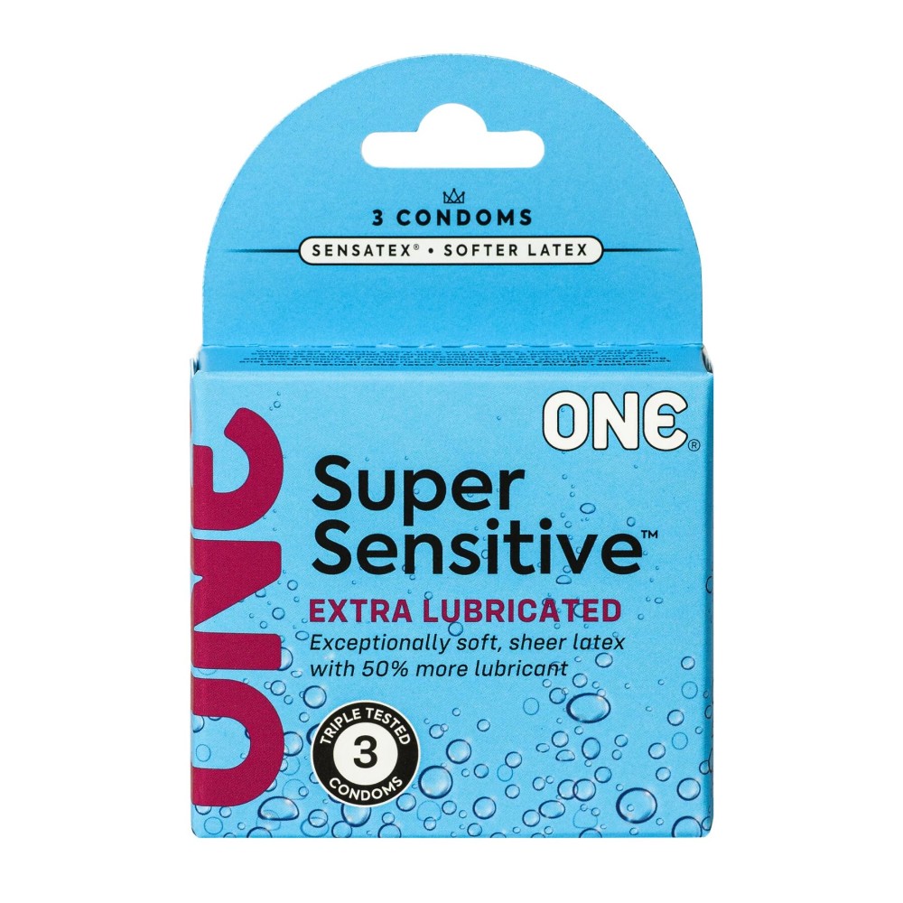 Презервативи ONE Super Sensitive, 3 шт, гладенькі, з додатковою змазкою, картонне паковання - зображення 1