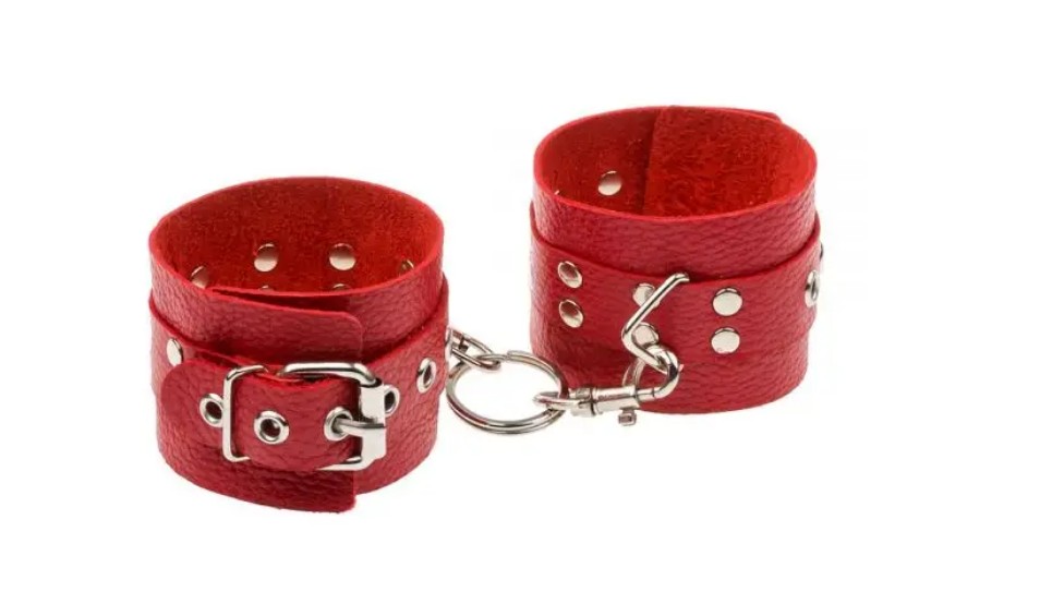 Наручники Leather Rastraints Hand Cuffs, Red - зображення 1